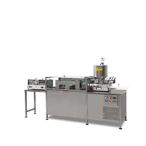 CU-2 and CU-4 are the cooling units for shell’s line. The cooling process is really important to get a well solid suppository or ovule shells. These units are based on continuous ventilation concept which bring the products from liquid to solid with a progressive cooling.